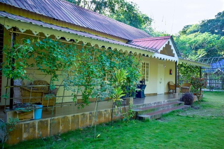 Bougainvillea Retreat & Spa Kaharpara Екстер'єр фото