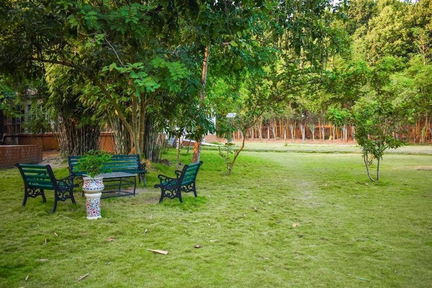 Bougainvillea Retreat & Spa Kaharpara Екстер'єр фото